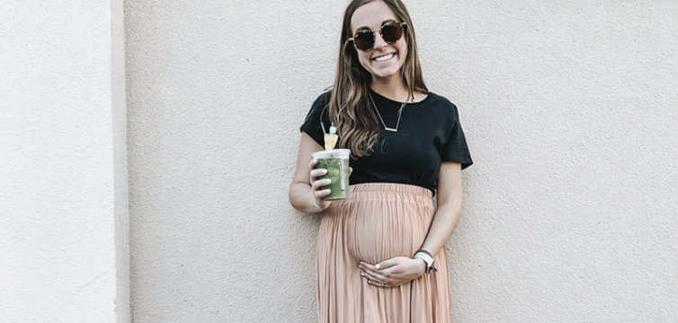 Ежедневна рутина за грижа за кожата по време на бременност